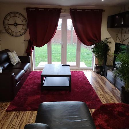 דירות Nightingale Gardens - 4 Bed Detached House - מנצ'סטר מראה חיצוני תמונה