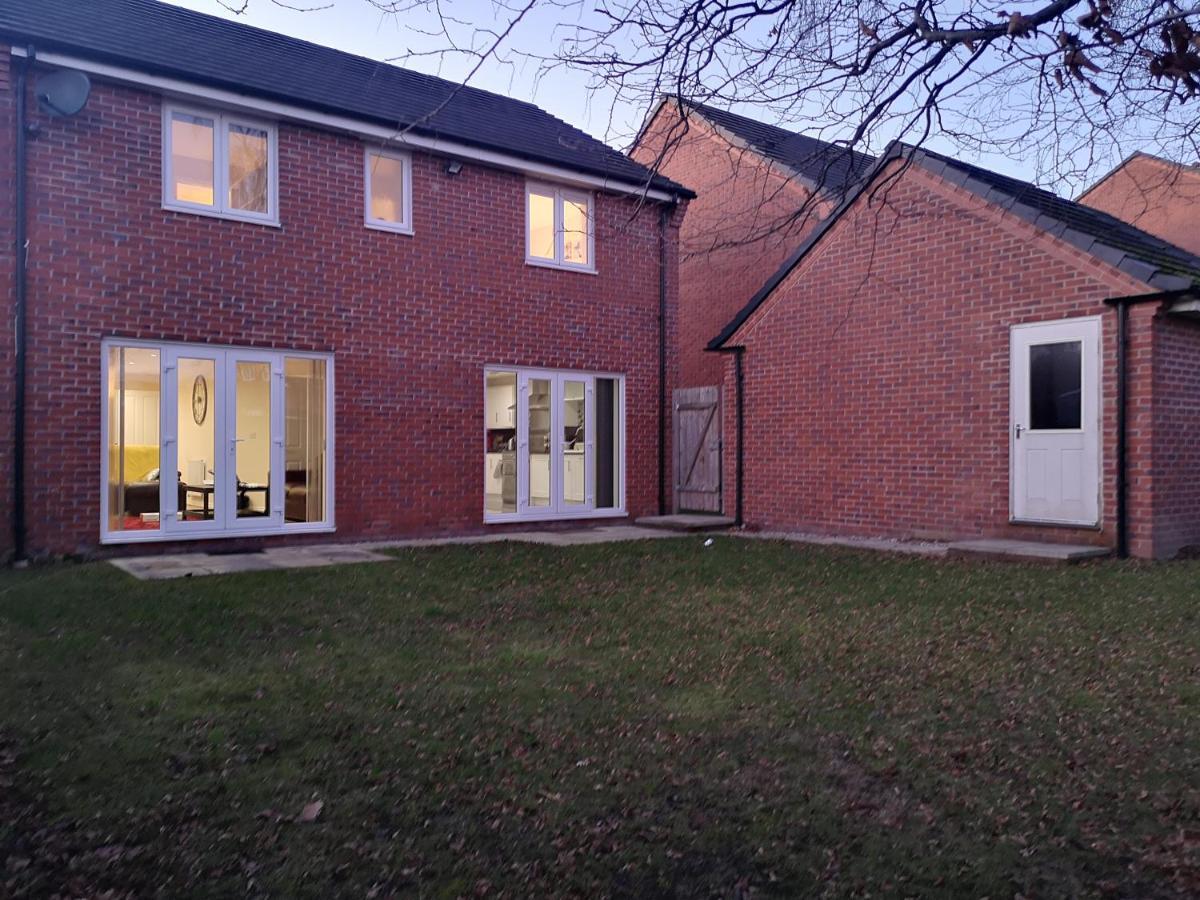 דירות Nightingale Gardens - 4 Bed Detached House - מנצ'סטר מראה חיצוני תמונה