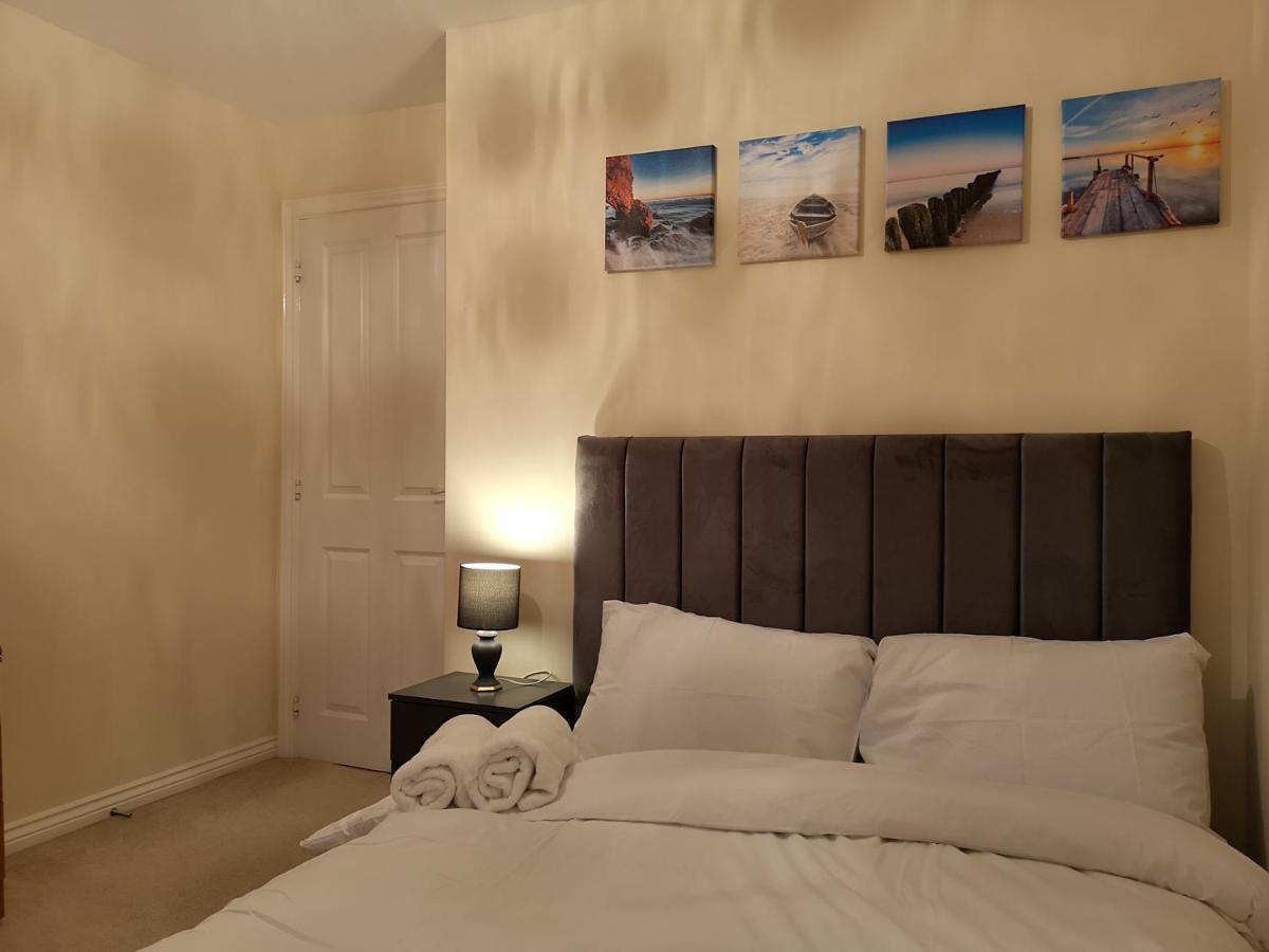 דירות Nightingale Gardens - 4 Bed Detached House - מנצ'סטר מראה חיצוני תמונה